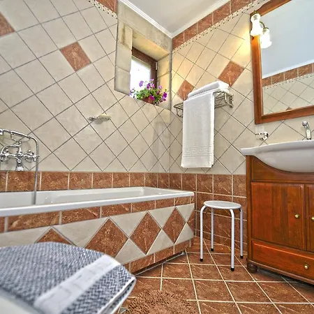 Fotini Traditional Kavousi (Chania)